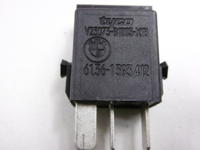 Bmw 5 e34 реле модуль 61,36-1393412 v23073-b1005-x18 фото №1