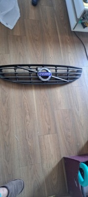 Решітка радіатора радіатора решітка радіатора 31333834 31333834 фото №1