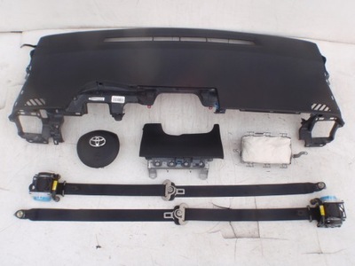 Subaru trezia панель приладів панель приладів консоль подушки безпеки ремені фото №1