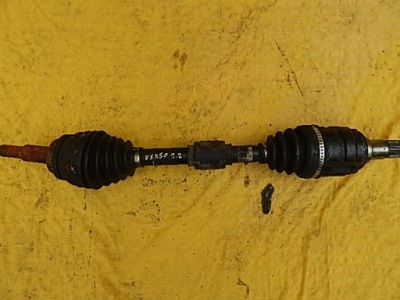 Привідний вал ліва toyota corolla verso 2.2 dcat 04-09 фото №1