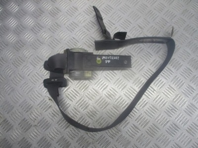 Pas безпеки правий перед opel monterey i m92 фото №1