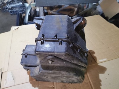 Бак adblue насос renault alaskan 237g00284r 204115ju2a фото №1