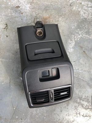 Решітка обдув latitude задня фото №1