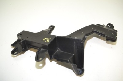 Lexus ct захист підвіска ліва 57628-76010 фото №1