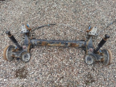 Oś задня задня балка підвіска citroen c3 iii гальмівні барабани фото №1