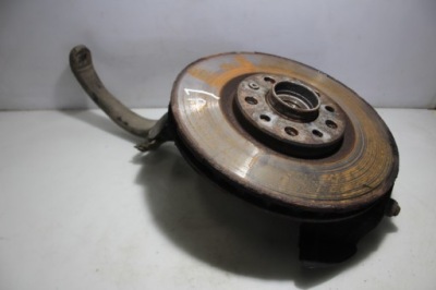 Поворотний кулак ступиця лівий перед alfa romeo 159 1.9jtd фото №1