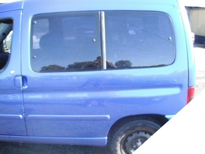 Partner berlingo 96- скло кузовна ліва фото №1
