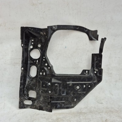 Toyota 4runner v 5 10-24 панель фари кронштейн кронштейн поперечина фото №1