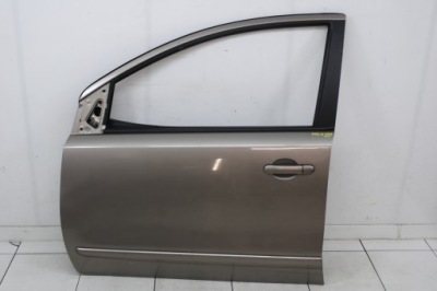 Nissan note e11 06r- дверь левая передние левый перед c30 фото №1