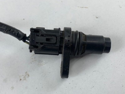 Toyota rav4 ii 2.0 vvti датчик вала распределительного вала фото №1