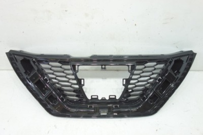 Решітка радіатора nissan qashqai ii j11 lift 17- 62310--hv00a фото №1