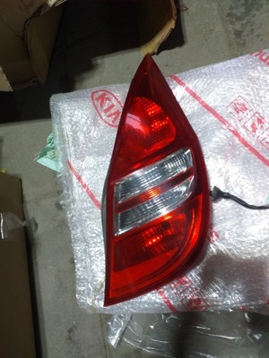 HYUNDAI OE 92402-2L0 FARO PARTE TRASERA I30  