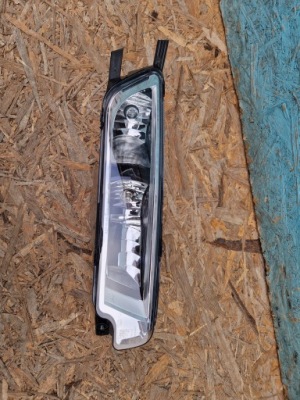 Протитуманна фара лівий vw passat b8 новий фото №1