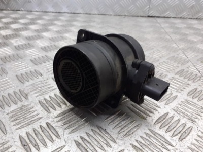 Расходомер vw passat b6 3c2 0281002461 14377818 2005 фото №1