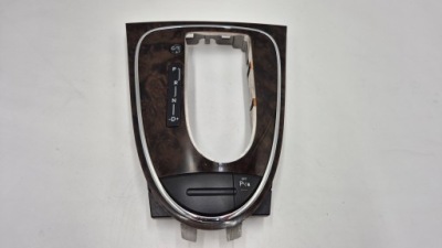 Рамка декоративная  рычаг переключения передач  передач drewno 2196801036 mercedes cls w219 фото №1