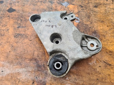 8200302004 espace iv 1.9 dci кронштейн фото №1