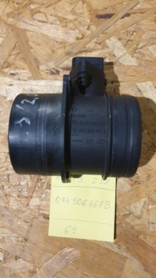 Расходомер audi оригинальный номер 074906461b фото №1