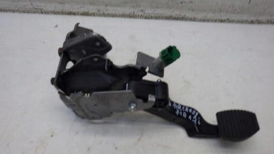 Педаль сцепления citroen c3 aircross 1.2 9818232480 фото №1