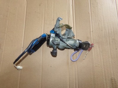 Замок зажигания ключ carnival i 2.9 td 99-02 фото №1