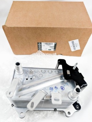 Jaguar land rover ingenium 3.0d радіатор оливи lr172844 jde41387 lr180398 фото №1