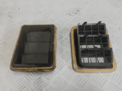 Решётка вентиляционная поперечина задний  citroen ds5 фото №1