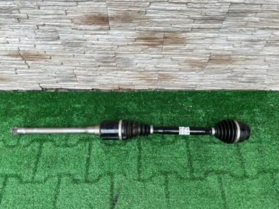 Привідний вал bmw x5 g05 x6 g06 x7 g07 8486202 фото №1