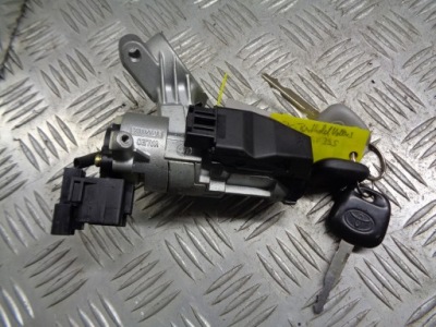 Замок запалювання з ключ toyota yaris i 450200d01 фото №1