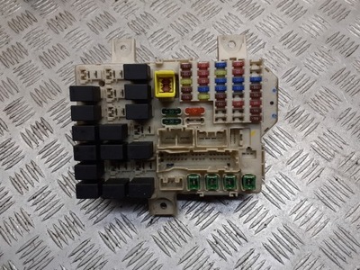 Коробка предохранителей mitsubishi оригинальный номер mn108319 фото №1