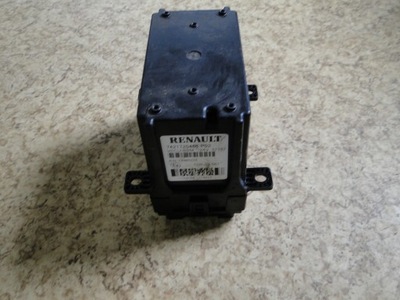 Блок керування vecu-bbm renault 7421720486 фото №1