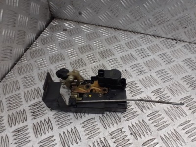 Замок двері центральний лівий задня romeo 156 16828898 фото №1