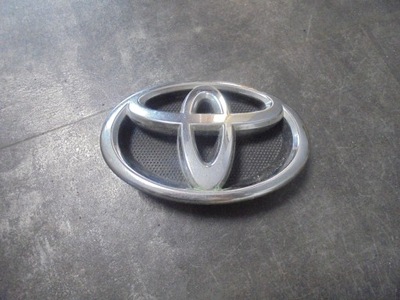 TOYOTA VERSO EMBLEMA DE PARAGOLPES PARTE DELANTERA 75311-0F030  