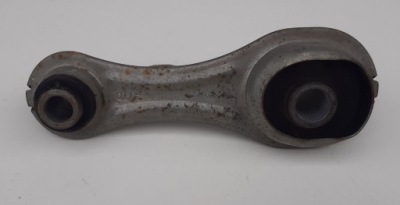 Кронштейн подушка двигателя коробки sandero ii 0.9 tce фото №1