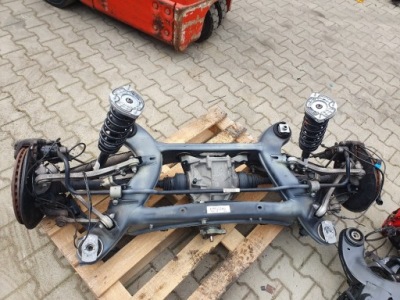 Mercedes sl 231 рестайлинг  2017 поворотный кулак рычаг amortzator приводной вал правая задний фото №1