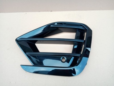 Vw arteon lift права решітка бампера перед фото №1