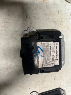 Mercedes w156 gla модуль датчик подушка безпеки a1179001702 фото №1