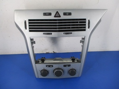 Opel astra h gtc панель решётки обдув кондиционер фото №1