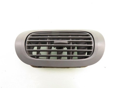 Решётка обдув правая nissan quest 687605z00 фото №1