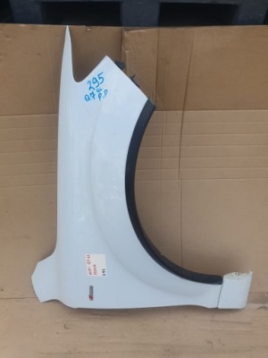 Крыло правый перед audi q7 4l белый молдинг хороший фото №1