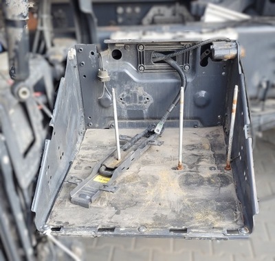 Коробка / основание аккумуляторов scania r s ngs фото №1