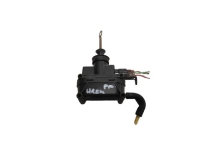 Mercedes e w124 84- 4matic kombi привід замка правий перед фото №1