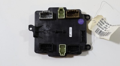 Tesla model x 2015- модуль блок керування двері правий задній 1062056-00-d фото №1