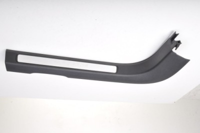 Volvo v60 ii молдинг порог левая 31468384 фото №1