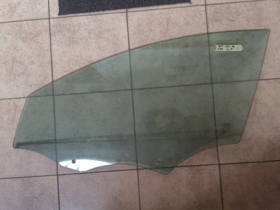 Volvo s60 v60 скло двері ліва перед 2010-2018 фото №1