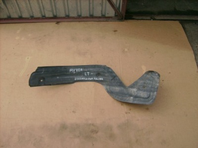 Защита заливной топлива левая toyota avensis verso 01-03r 77277-44030 фото №1