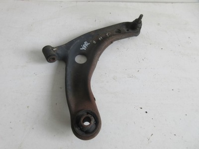 Toyota yaris iii рычаг правый перед фото №1
