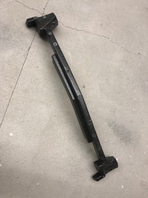 Chevrolet camaro 2016-2018 балка бампера абсорбер ss 84030551 фото №1