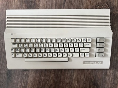 Komputer Commodore 64 C biały, ładny