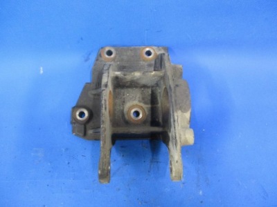 Підпора кронштейн піввісь renault master ii movano a 2.5 dci 8200684227 фото №1