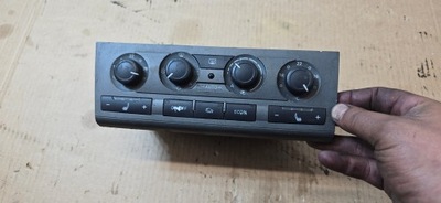 Audi a6 c6 4f панель обдув кондиционера 4f1820043g фото №1