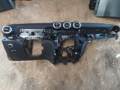 Mercedes 254 панель  приборная панель фото №1